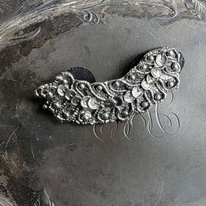 Jūl Designs Sequined Lace Stud Bridge Brooch