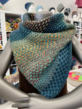 Shift Cowl (In-Store) / Oct. 13, 27, & Nov. 10